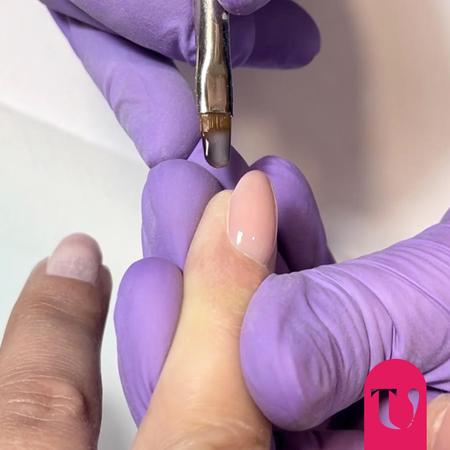 Controllo della stesura del prodotto sulle parti flessibili dell'unghia