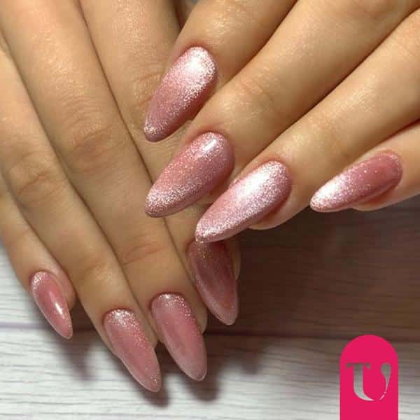 Velvet nails color rosa